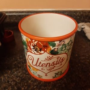 The Pioneer Woman utensil holder